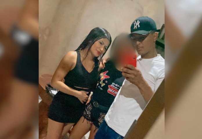 copia-de-modelo-foto-fundo-borrado