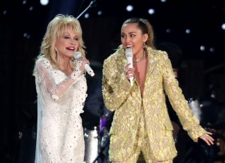‘Sempre vou amá-la’: Miley Cyrus publica mensagem para madrinha Dolly Parton