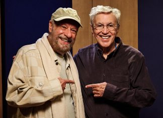 João Bosco grava com Caetano Veloso música que compôs com Chico Buarque